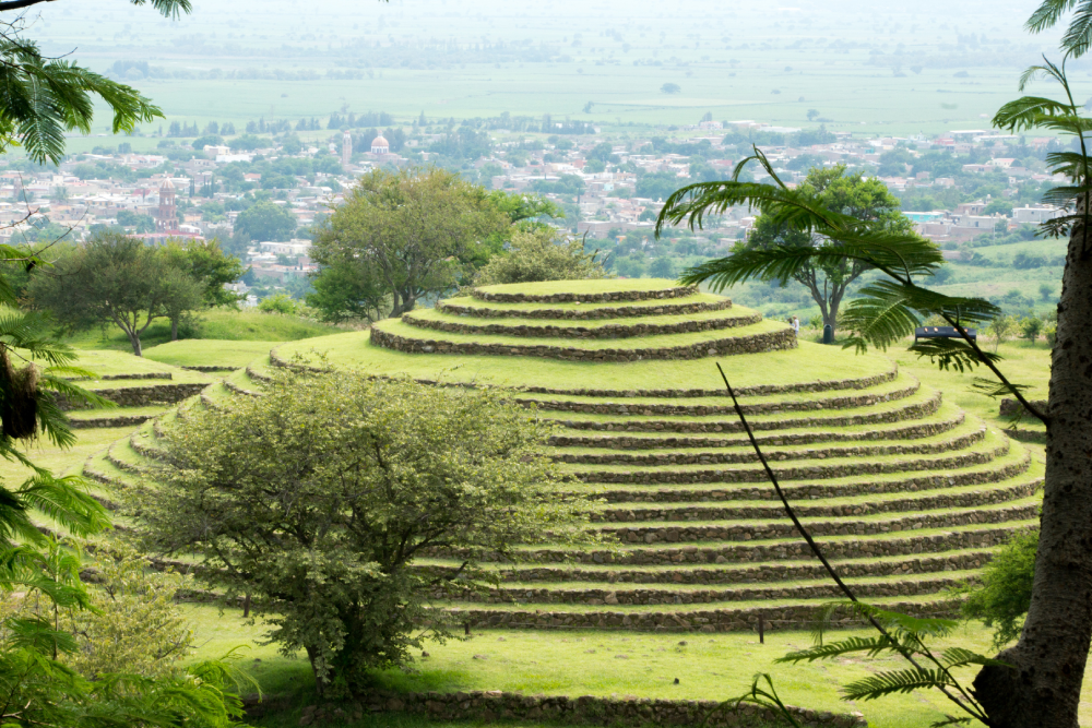 Guachimontones